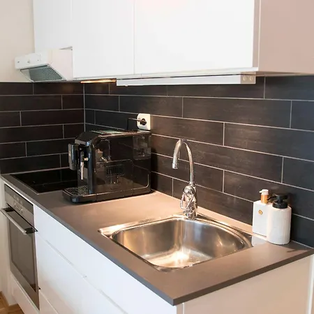 Διαμέρισμα Cozy In *